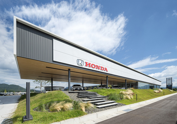 Honda Cars 中央佐賀 武雄インター店